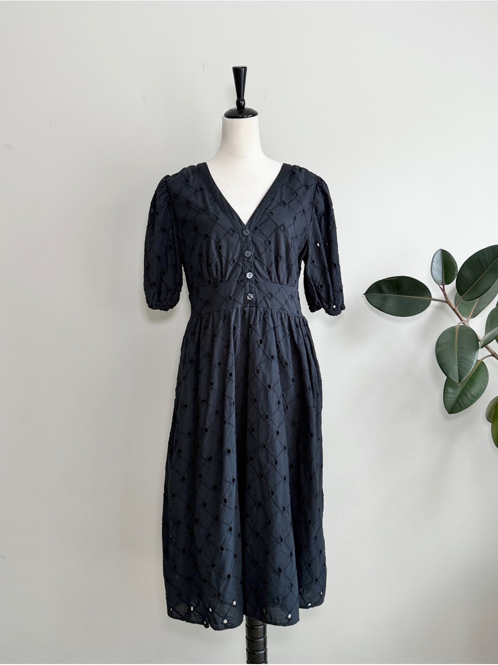 A New Day Midi Dress Cotton Eyelet Pockets Black Cottage Prairie Size L - Picture 3 of 9